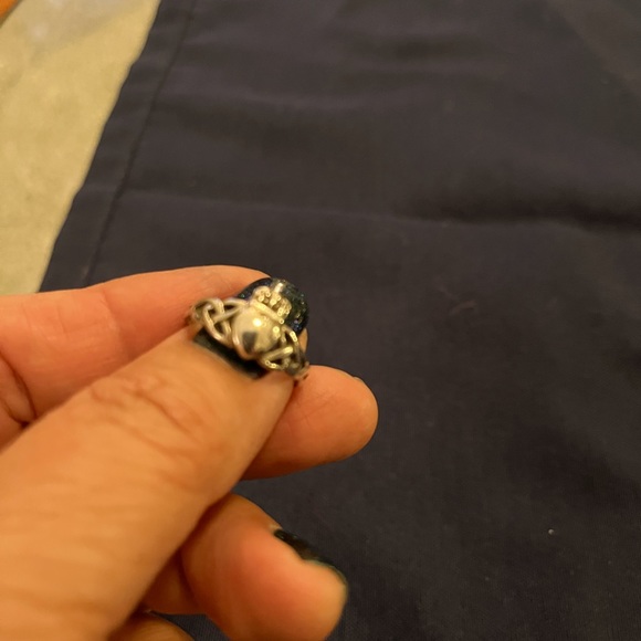 925 Sterling Silver Ring, size 5.5 - Picture 4 of 4